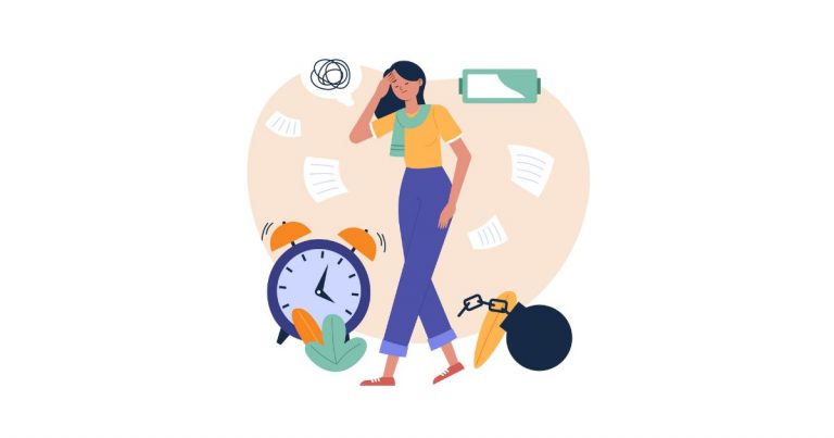 Illustration d’une femme fatiguée entourée d’un réveil, de papiers et d’une batterie vide, représentant la surcharge et le besoin d’ancrage énergétique.